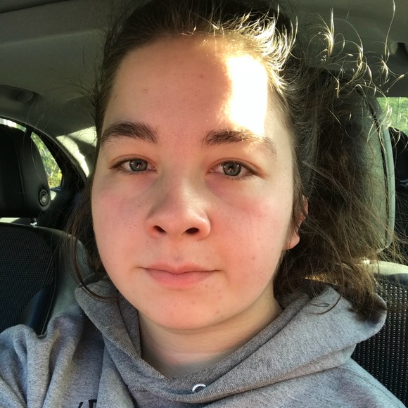 Meet your Posher, Sheila - Picture 1 of 1